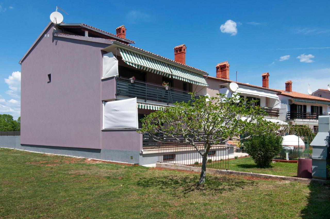 Apartments Kajfes Fažana エクステリア 写真